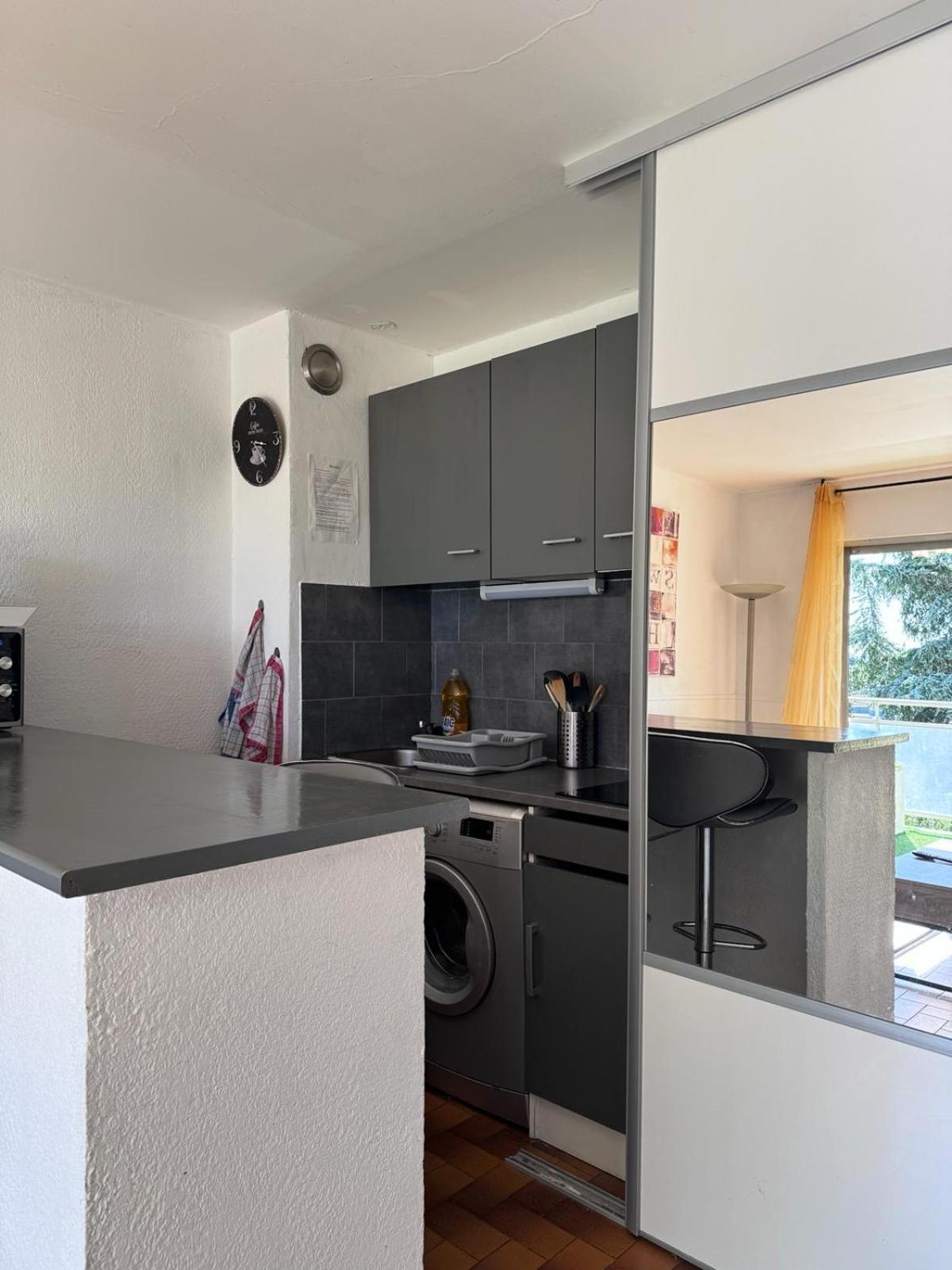 Beau Studio Climatise Face A La Mer La Ciotat Ngoại thất bức ảnh